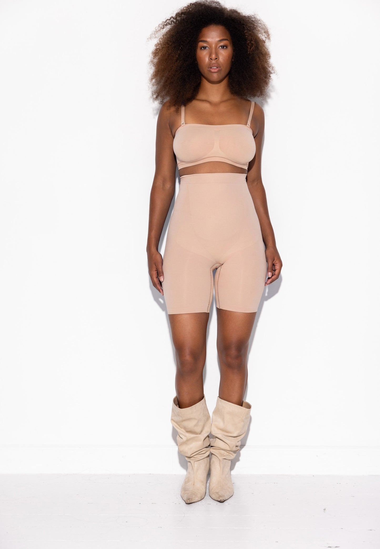 Alturra Highwaist Shaping shorts - Tan