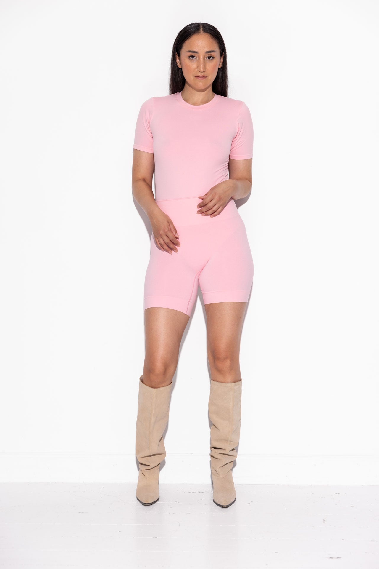 Honest Midwaist Shorts w/Logo Functional Comfort- Cream Pink
